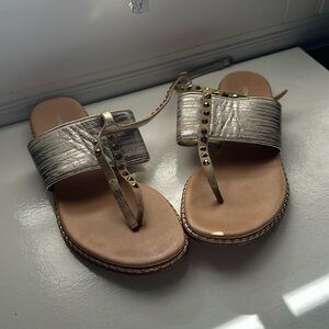 Donald Pliner Sandal